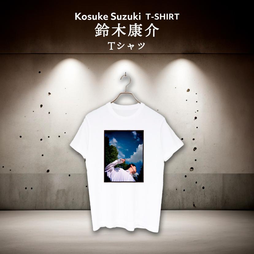 鈴木康介PHOTO T-SHIRT（WHITE） | KOSUKE SUZUKI OFFICIAL STORE 